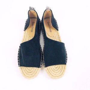 Queen George Sandals Flats Black 7.5 NEW